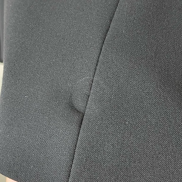 Express Supersoft Twill Notch Collar One Button Blazer - Picture 12 of 12